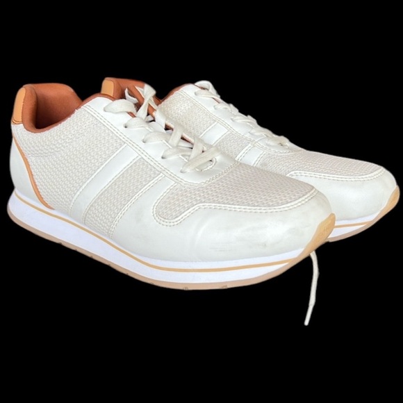 Banana republic, ladies, cream sneaker, size 9, excellent condition - Picture 1 of 16